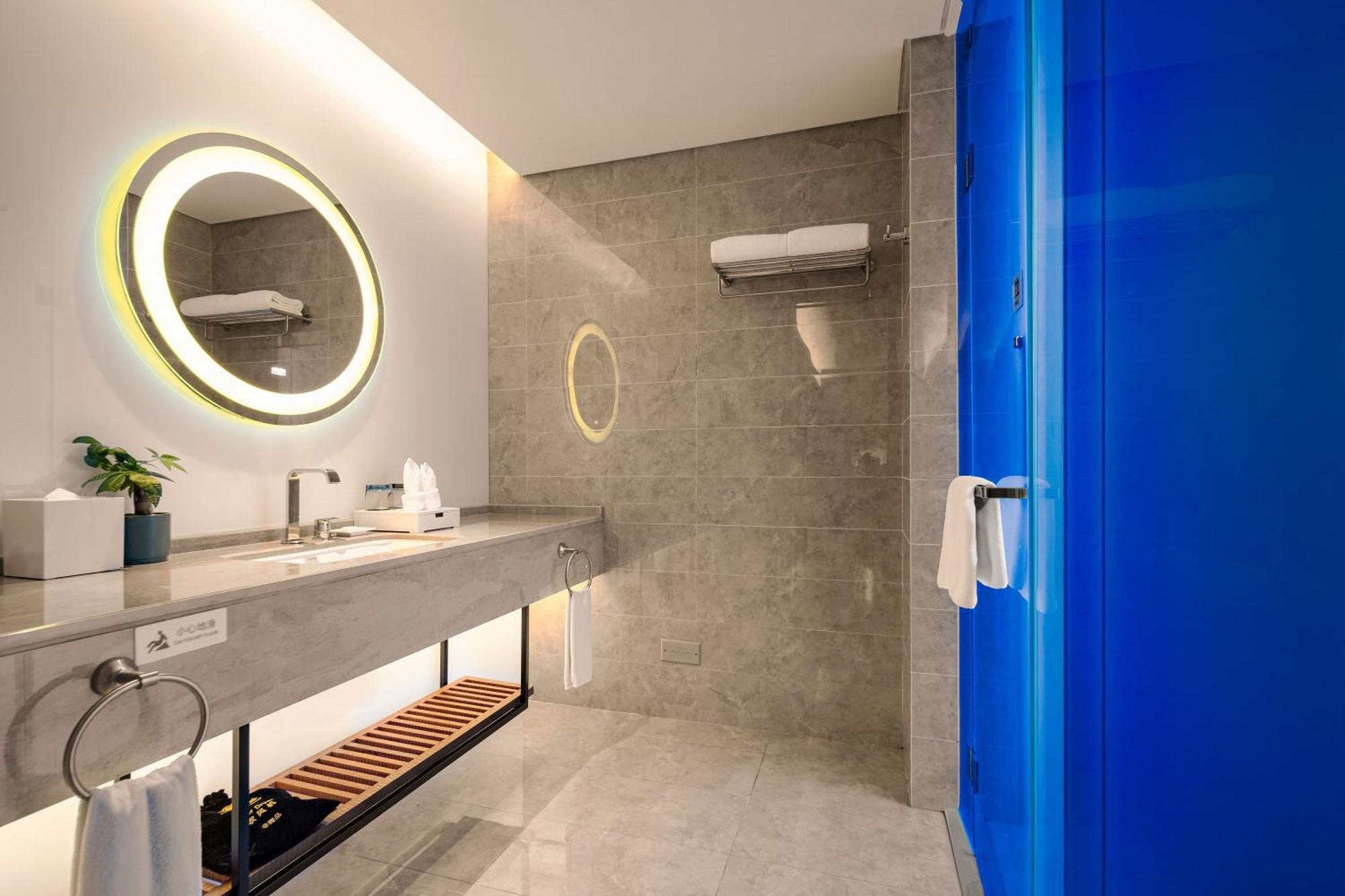 Hisilk Artwork Center Fliport Coso Hotel Xiamen Exterior photo